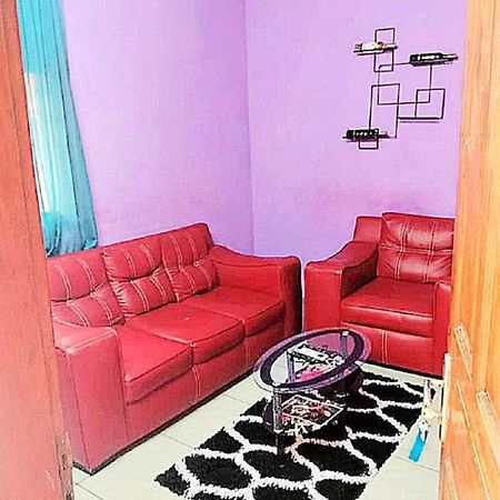 Residence Sighaka - Studio Meuble Vip Avec Wifi, Gardien, Parking Дуала Екстер'єр фото